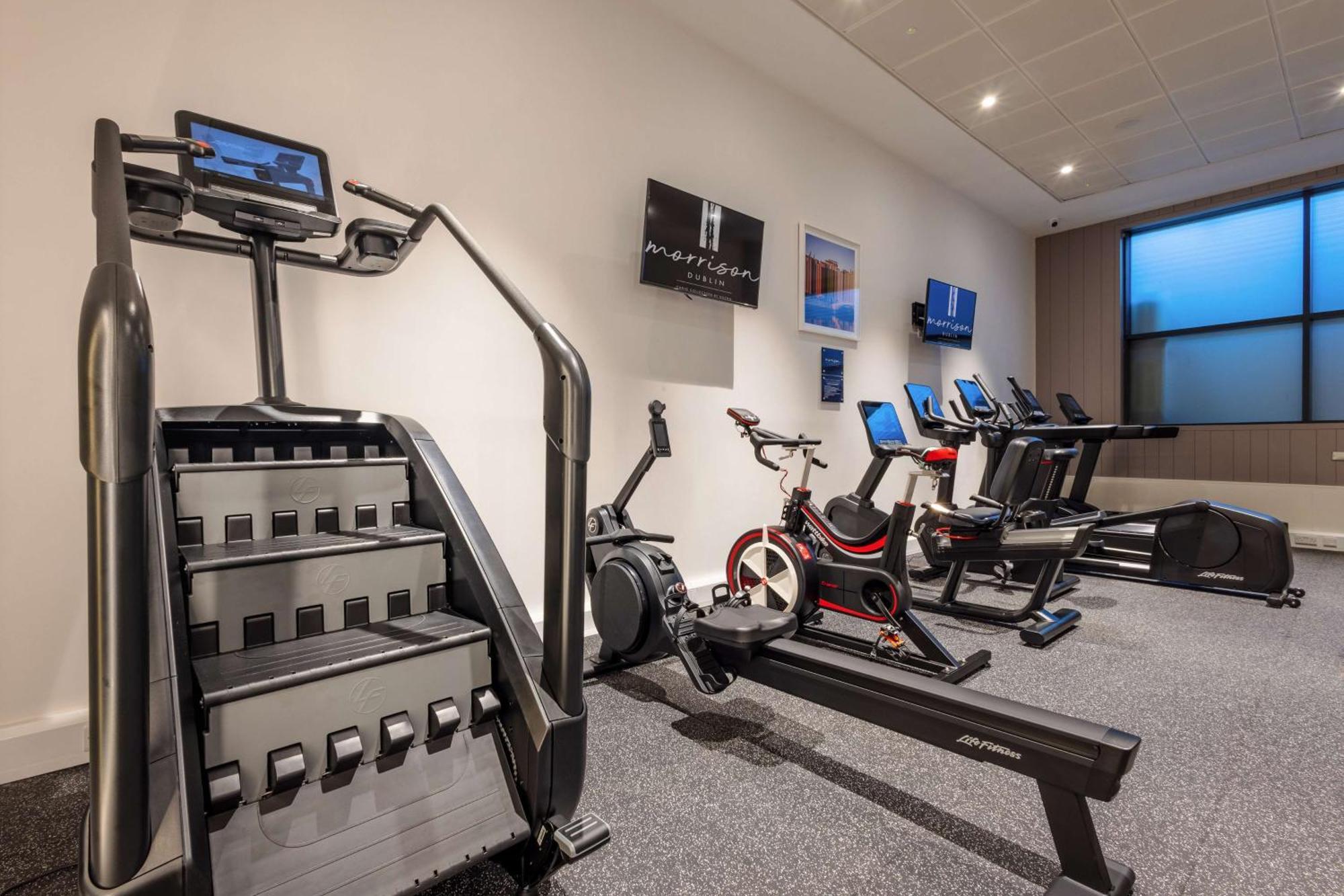 Отель The Morrison Dublin, Curio Collection By Hilton Экстерьер фото The gym at the hotel
